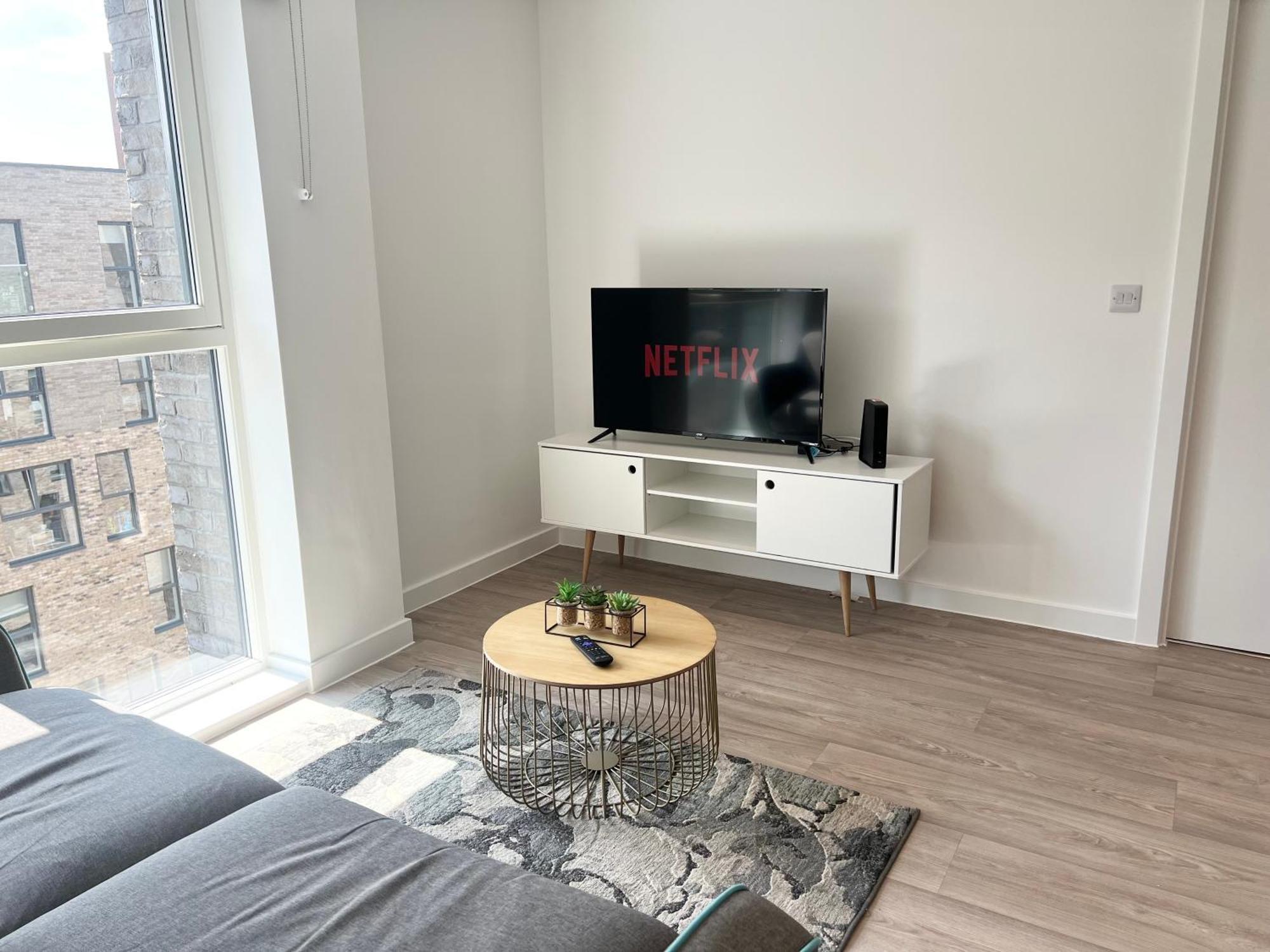 Lovely 2 Bedroom Apartment مانشستر المظهر الخارجي الصورة